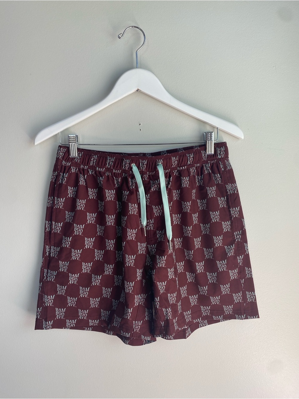 NWOT Bamboo Ave swim shorts Logo MAROON size medium